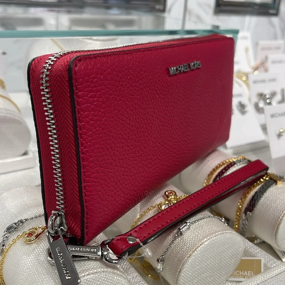 MICHAEL KORS Large Pebbled Leather Continental Wallet Phone Holder Wristlet  NWT